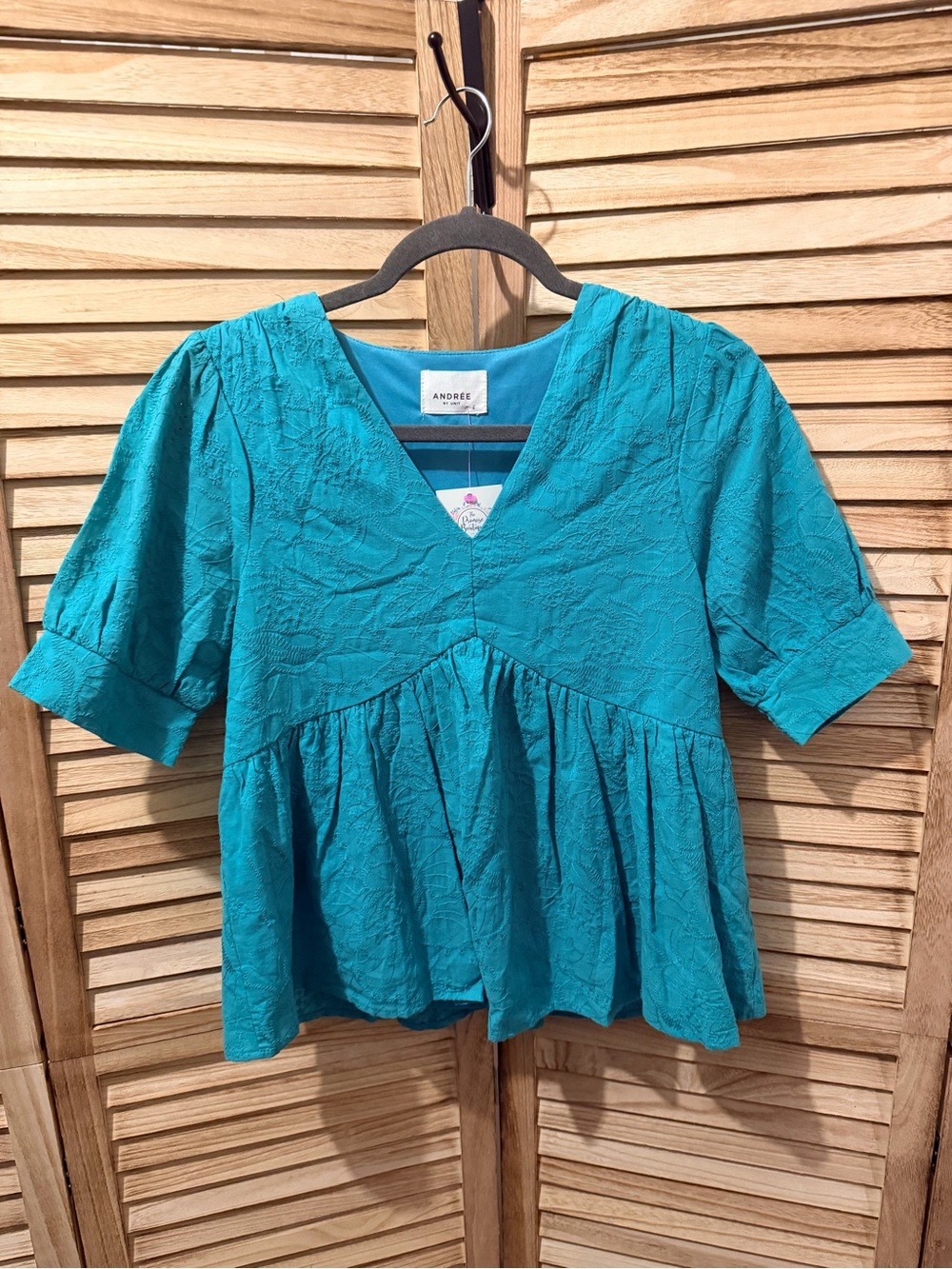 NWT Andree by Unit Teal Textured V-Neck Peplum Blouse